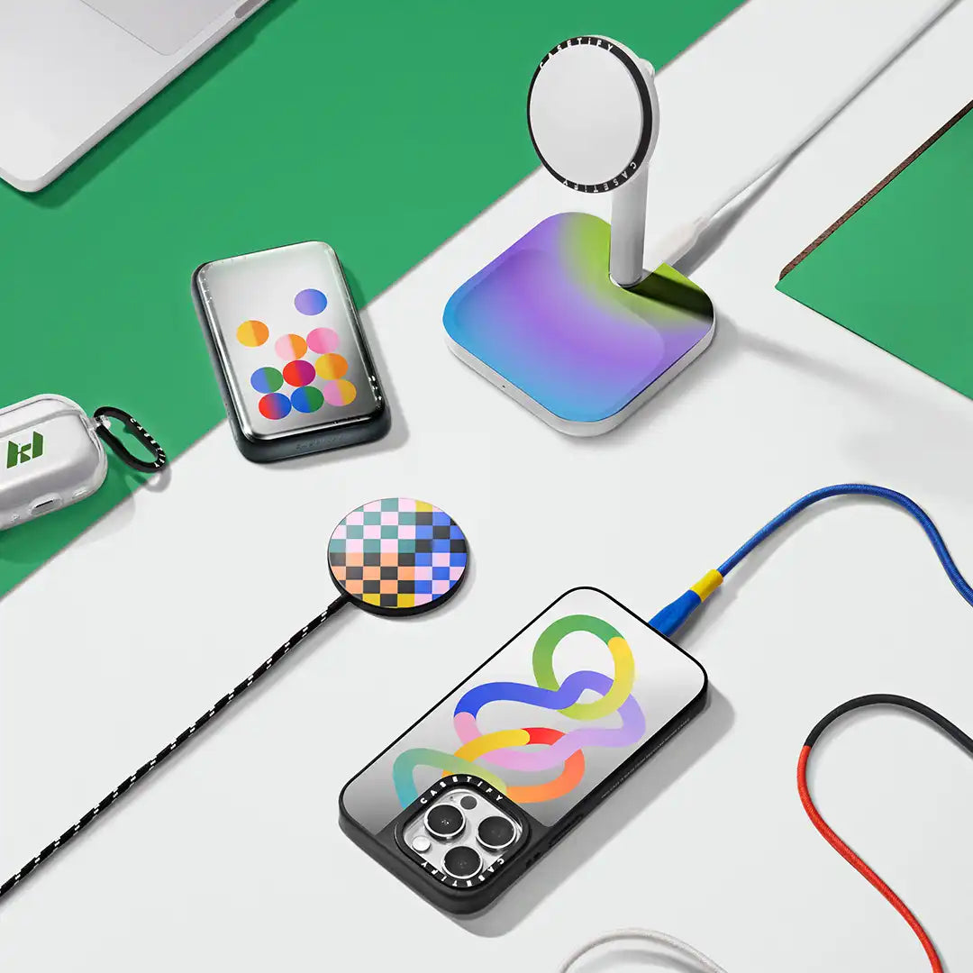 Maltese Icy Watermelon Magnetic Wireless Charger - PowerThru Magnetic Wireless Charger MagSafe Compatible